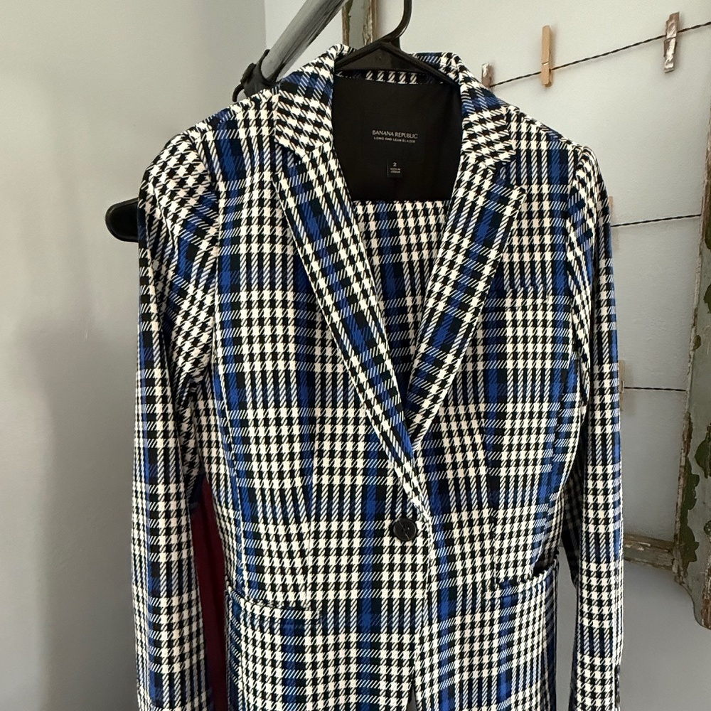Banana Republic Plaid Suit size 2